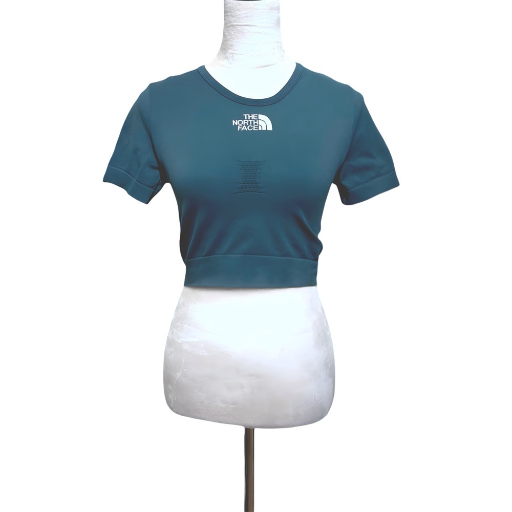 The North Face Crop Shirt